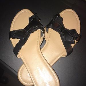Size 9 shoes with bow